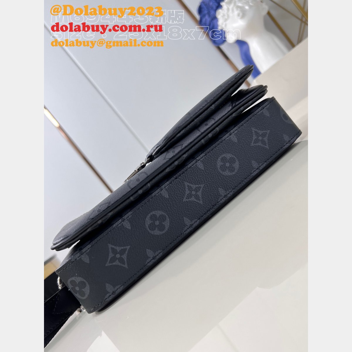 Louis Vuitton Top Quality Trio Messenger G66 M69443 Grey
