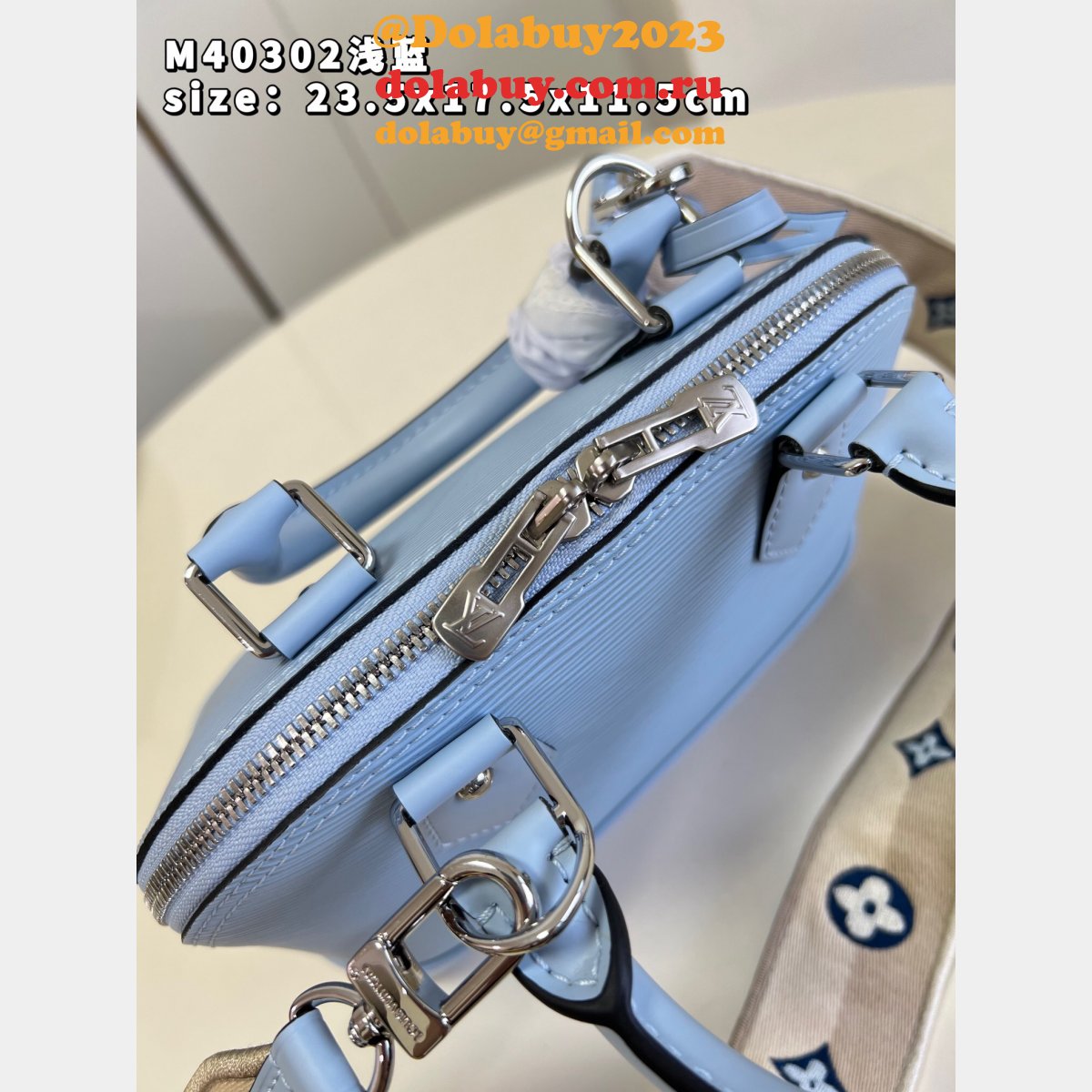 Louis Vuitton M40302 Knockoff LVS Alma Epi Leather Handbag