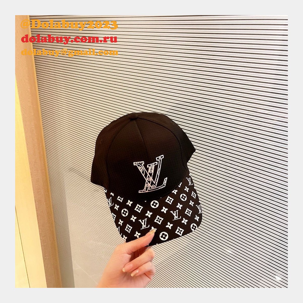 Wholesale Louis Vuitton High Quality Replica Designer Hats