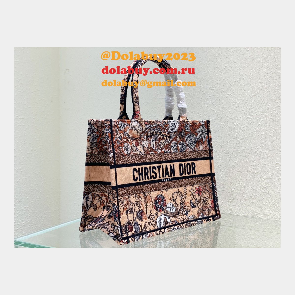 Best Fashion Christian Dior CD Book Tote Cheap Replica Bag