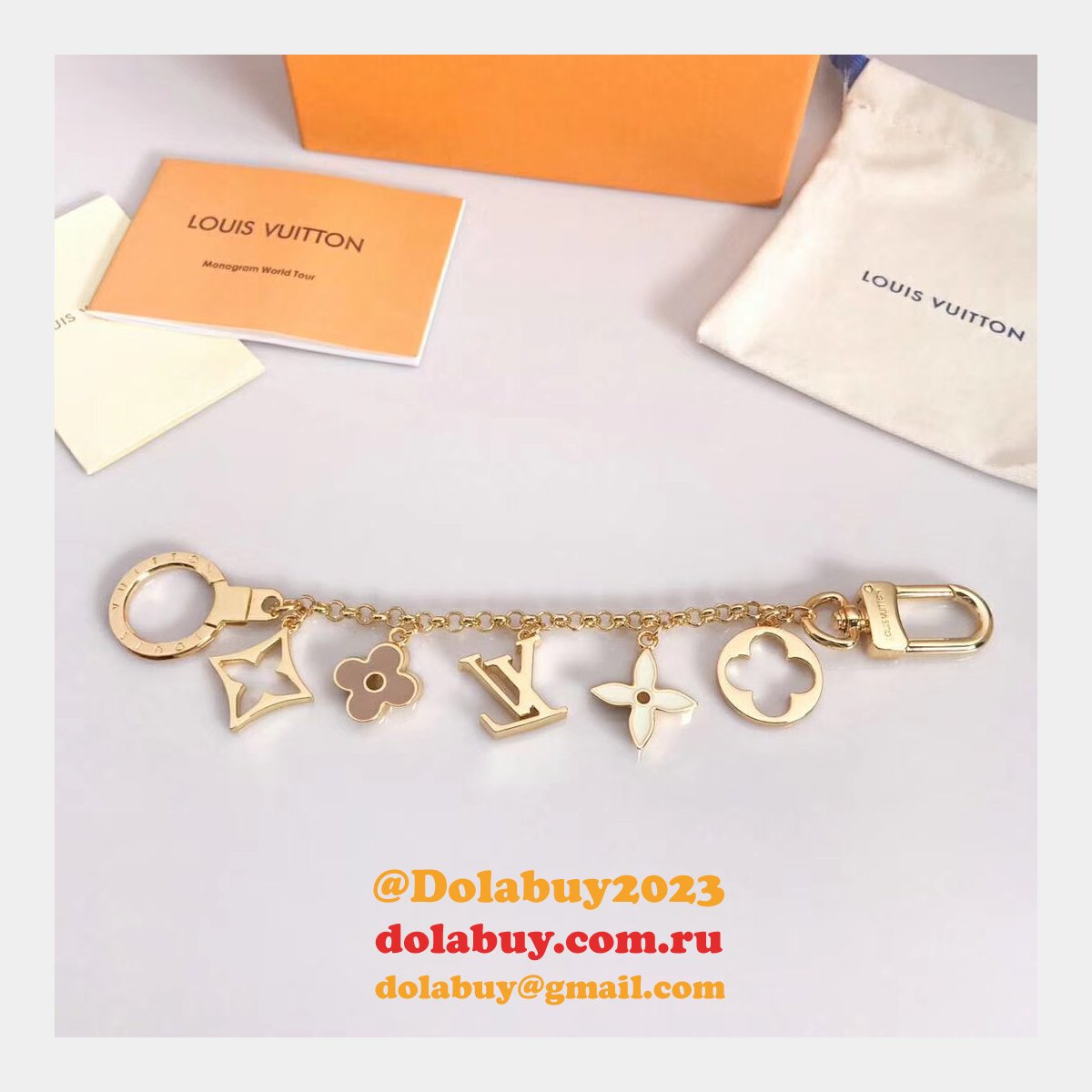 Top Quality Louis Vuitton Fleur de Monogram Bag Charm Chain M65111 Gold
