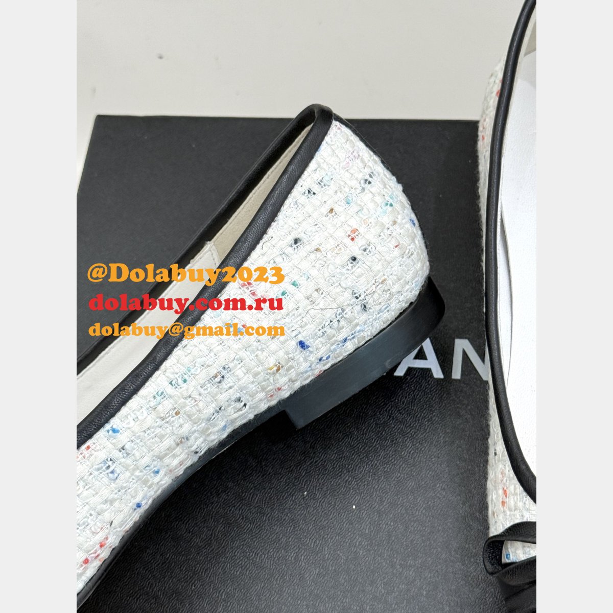 Wholesale CC Ballet Tweed Leather Flats