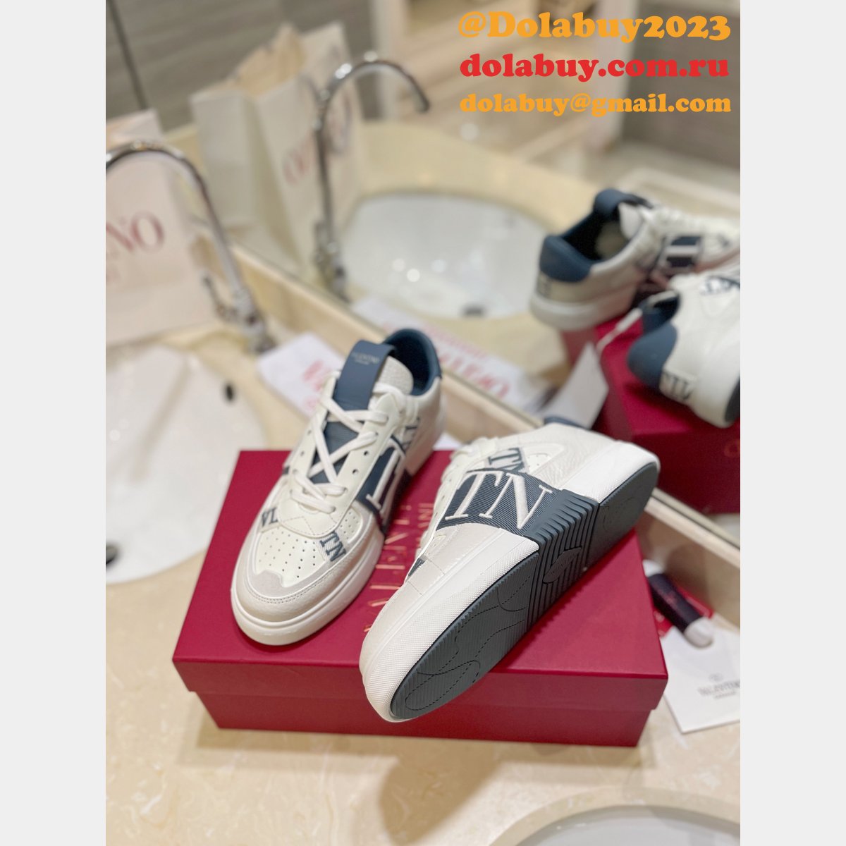Fake Valentino Shoes Replica Sales 1:1 Mirror Online