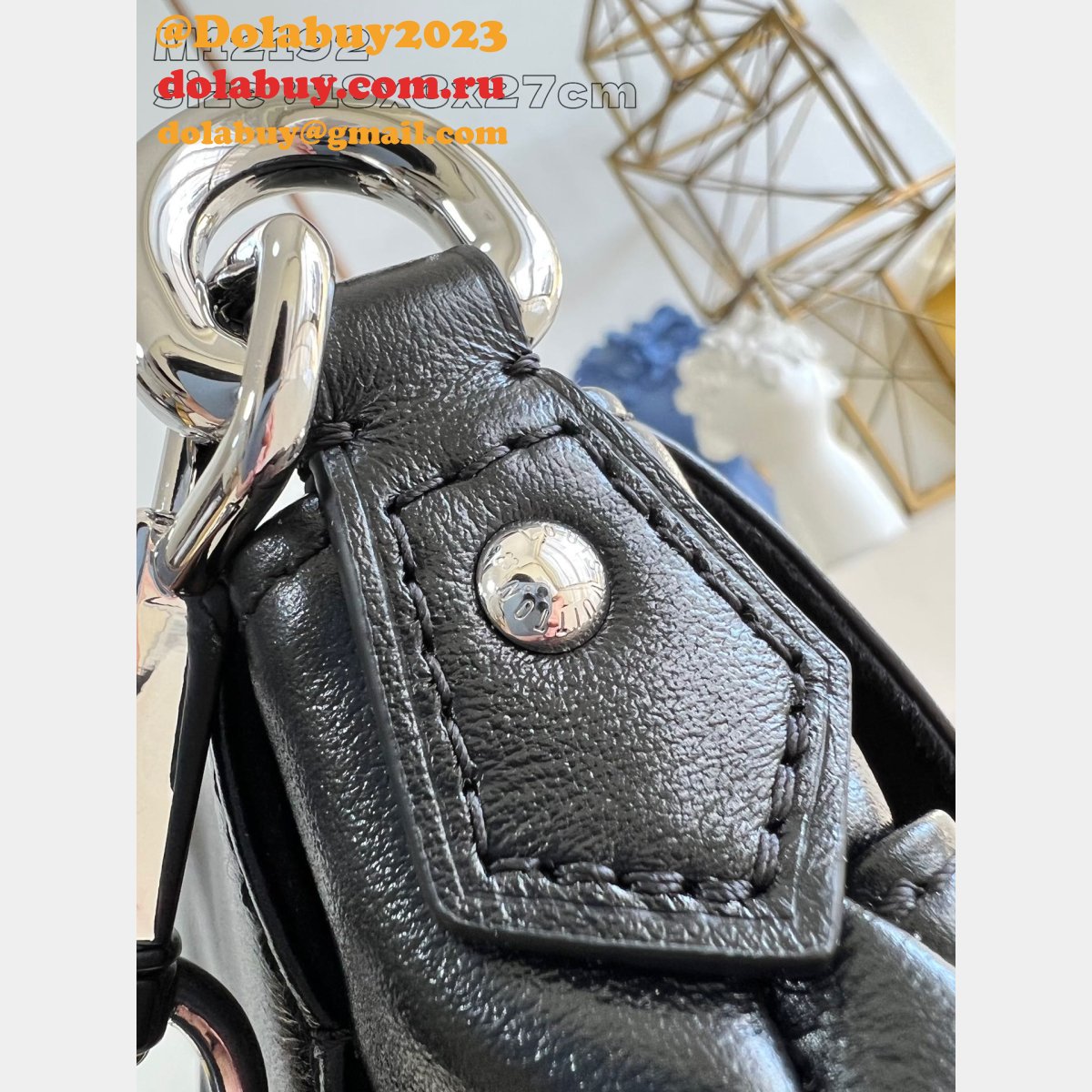 Top M12192 Louis Vuitton Sunset Vibe Black Inspired Replica Bags