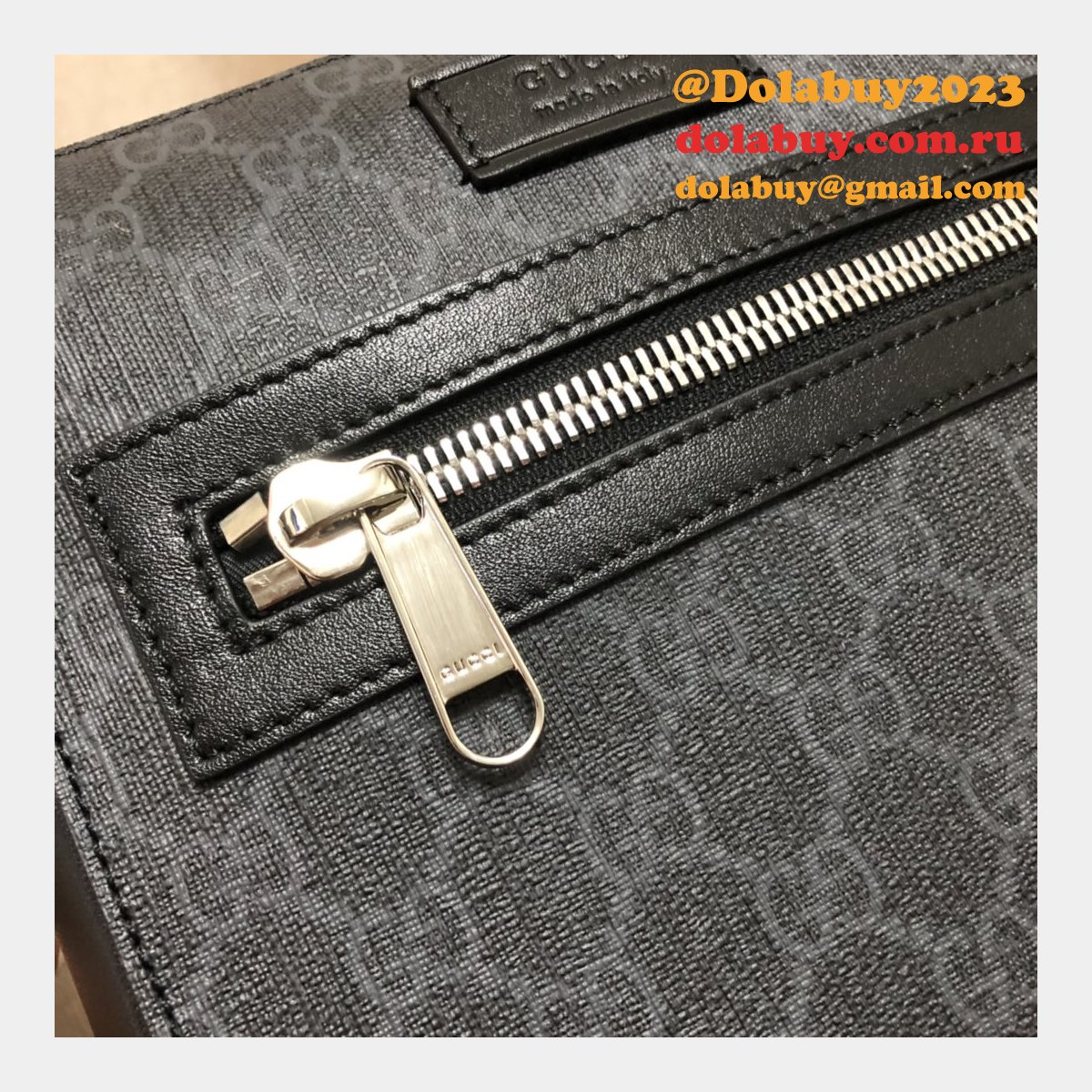 UK Gucci Fake Black GG Supreme Small Messenger 523599 Bag