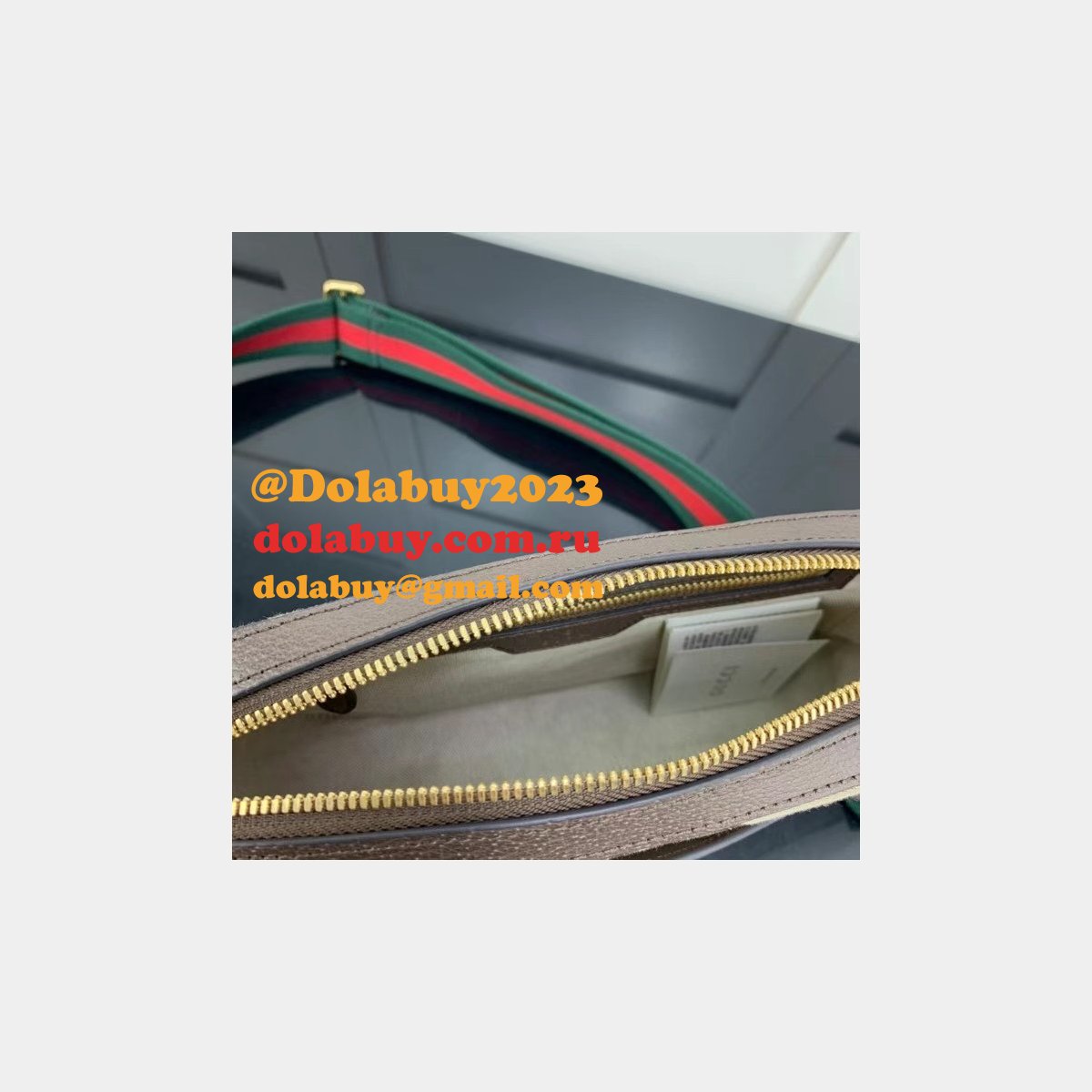 Luxury Gucci Replica 675891 jumbo GG Messenger bag