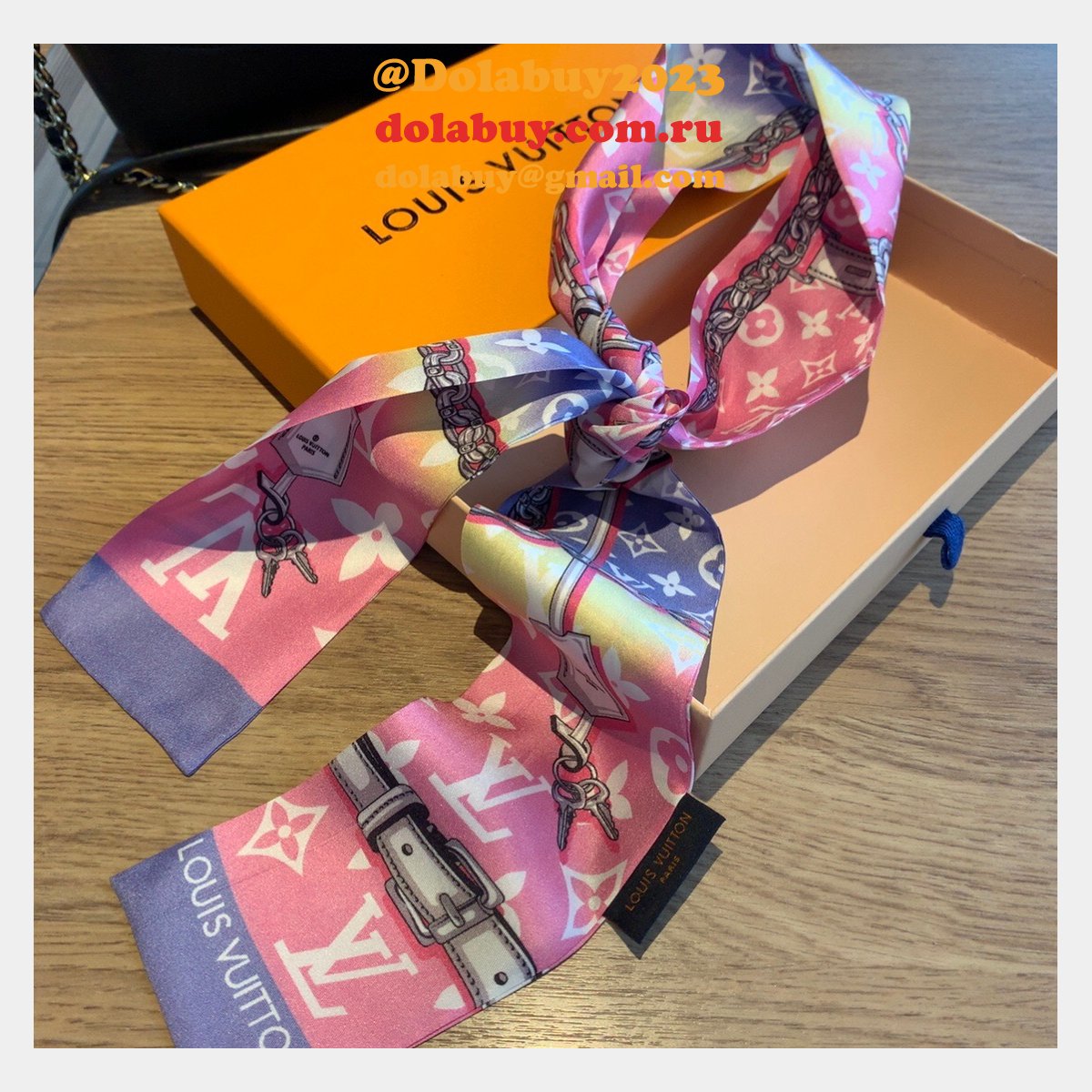 Top Quality Louis Vuitton Monogram Scarves