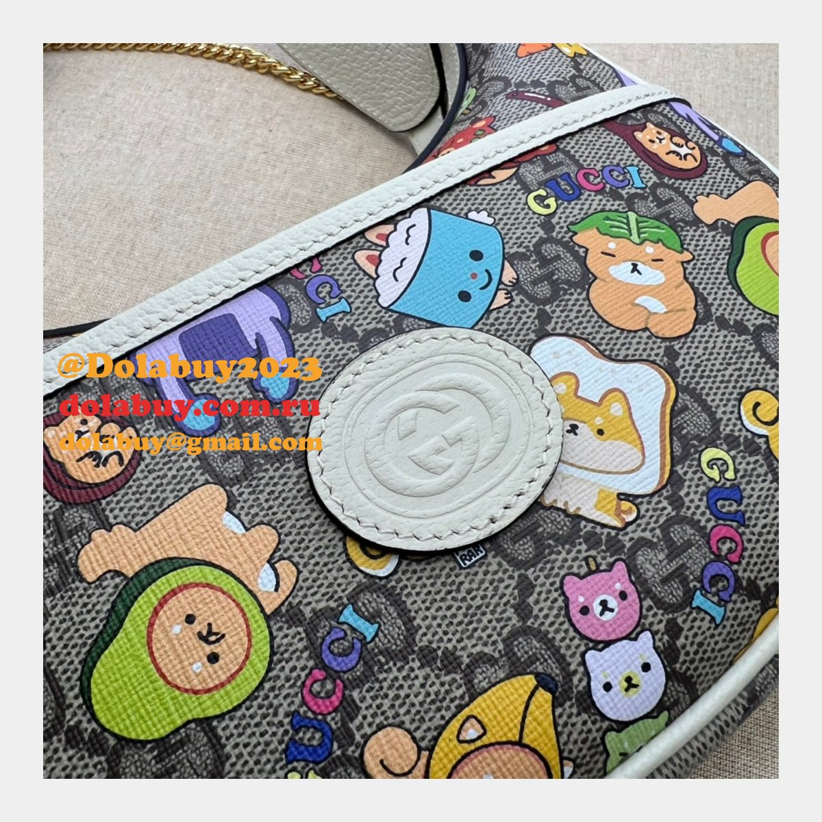 Perfect Gucci Knockoff Half-moon-shaped 726843 Interlocking G bag