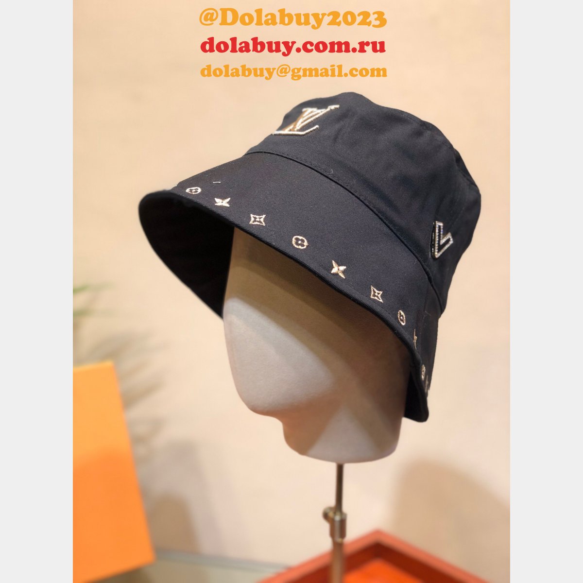Louis Vuitton Embroidered fisherman bucket hat
