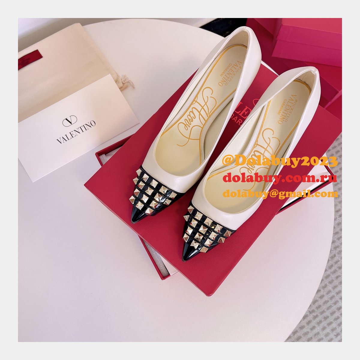 Perfect Valentino Rivet Shoes Top Quality Knockoff for Sale