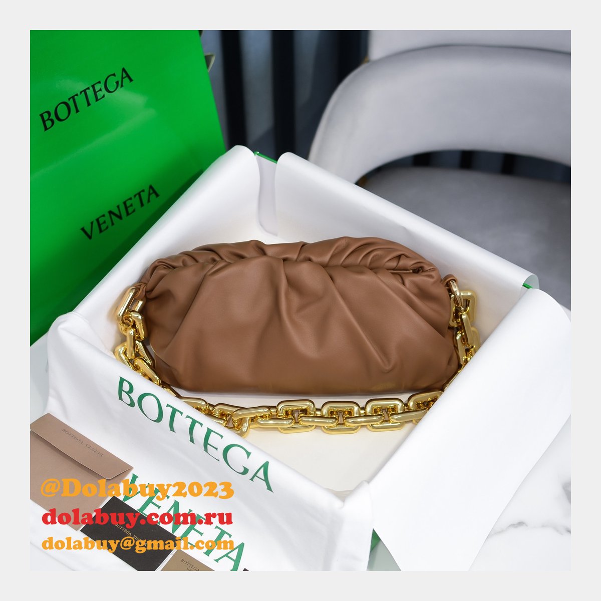 Where to find the Best Replicas Bottega Veneta 30CM Chain Pouch Bag Dupes
