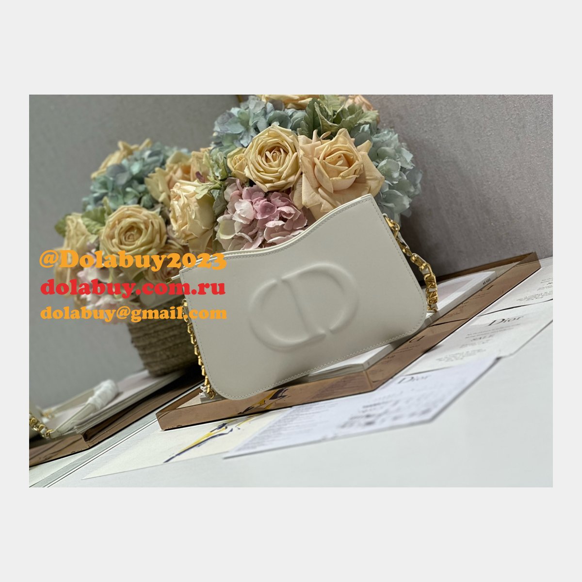 CD Signature Hobo 8017 Shop High Quality Fake Bag