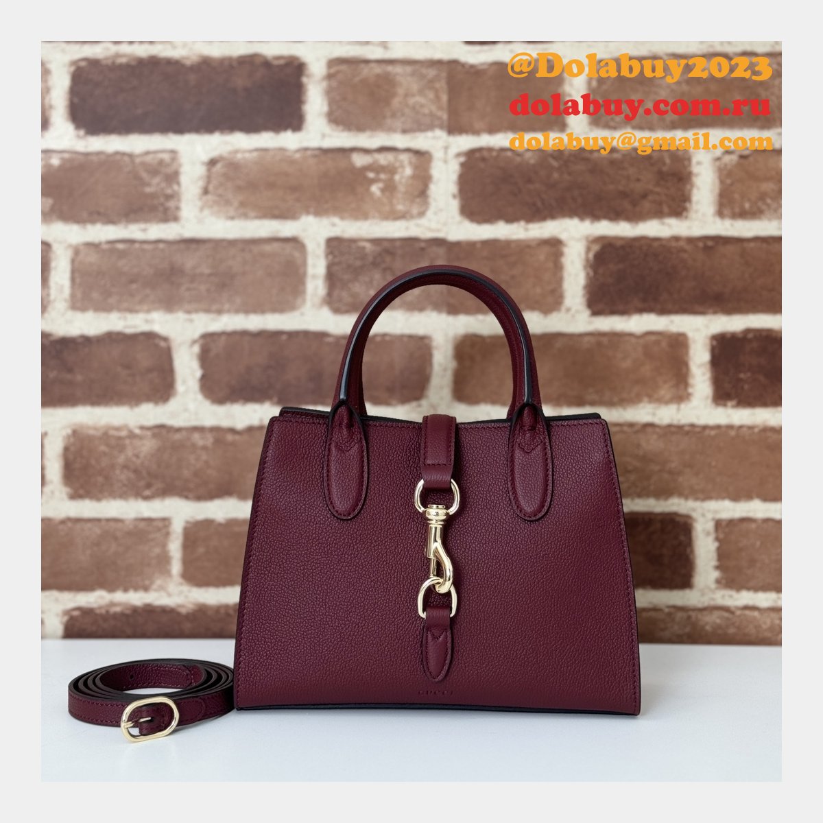 Gucci Mirror Replicas 795349 Small Tote Hook Closure Copy Bag