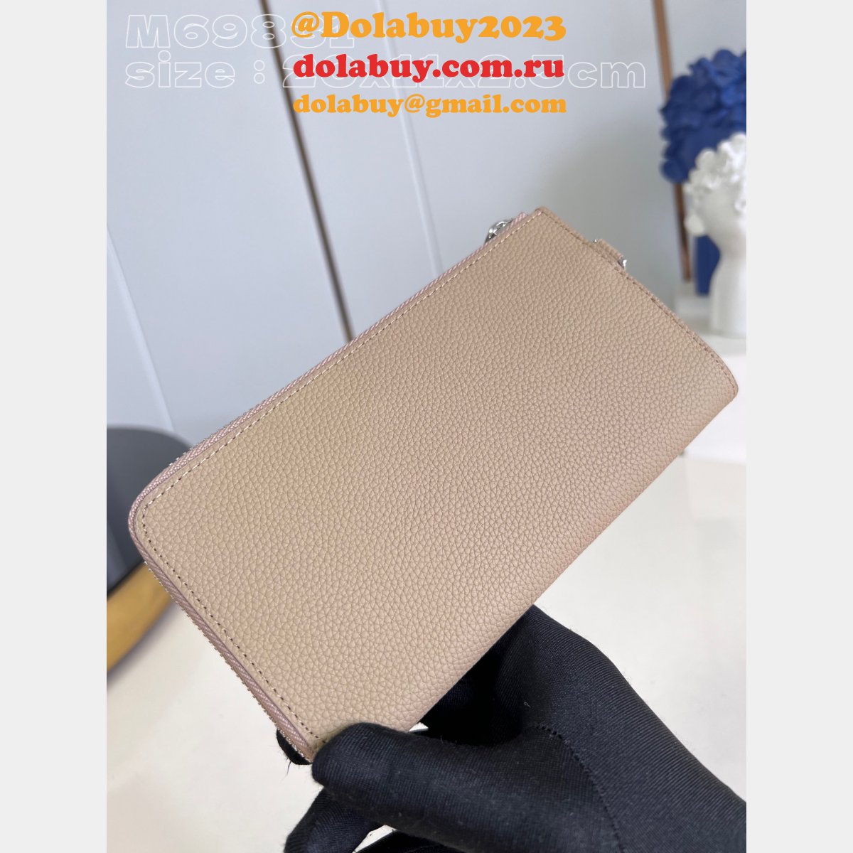 High Quality M69831 Designer Replica LV Wallets Online Sale