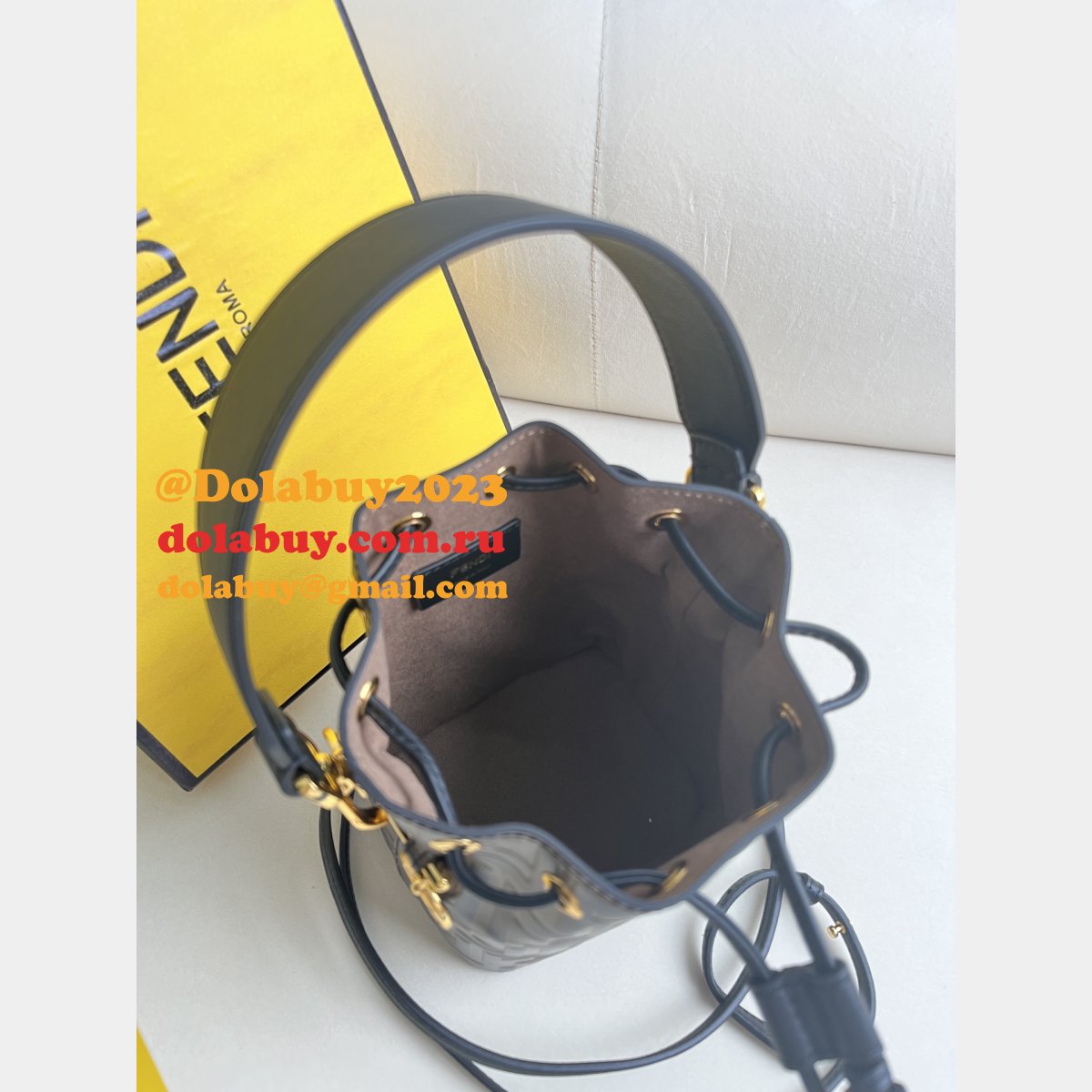 Top Quality Wholesale Fendi Mon Tresor FF small BUCKET BAG