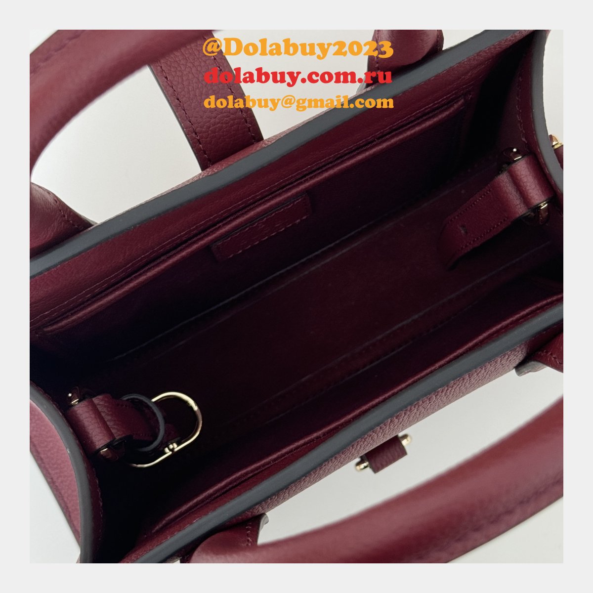 Gucci Mirror Replicas 795349 Small Tote Hook Closure Copy Bag