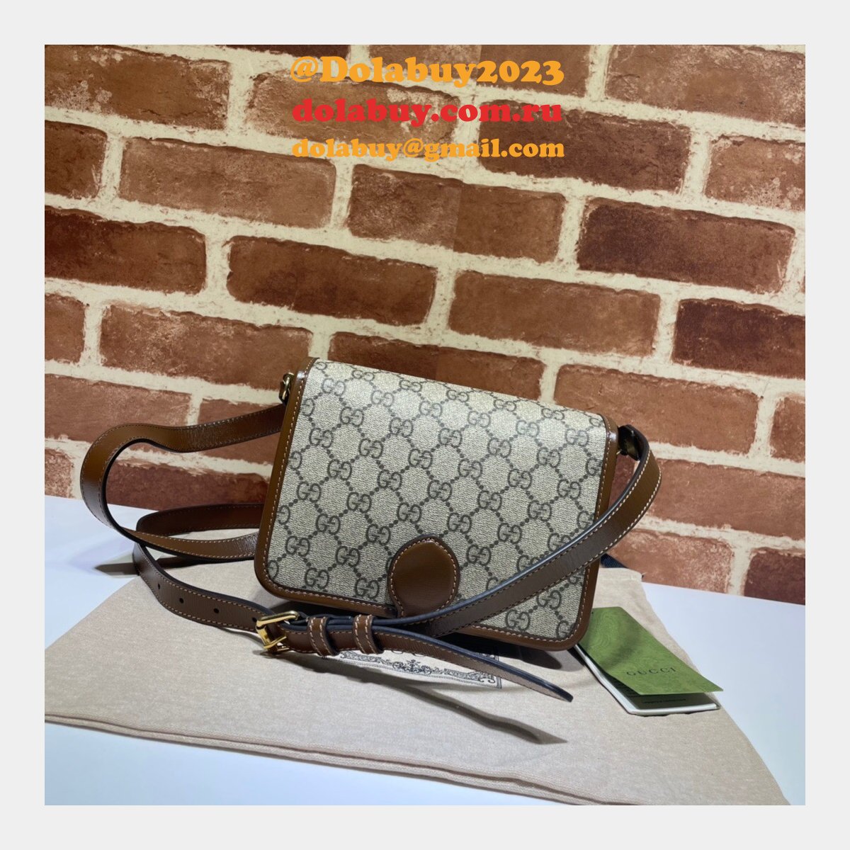 designer fake G*u*i 671620 shoulder bag with interlocking g in gg supreme