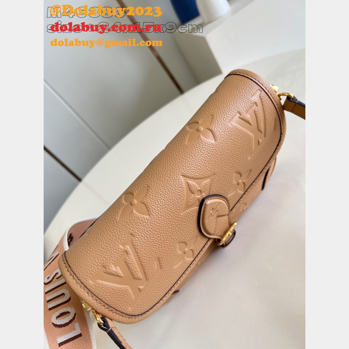 High Quality Louis Vuitton Duplicate Diane Arizona M11817 Bag