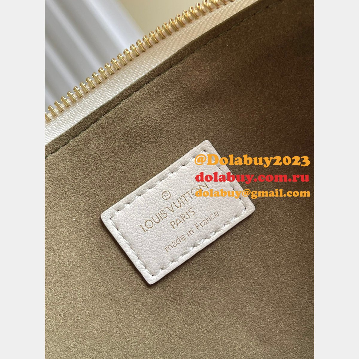 Louis Vuittons Coussin PM Other Leathers M57790 Black or Cream