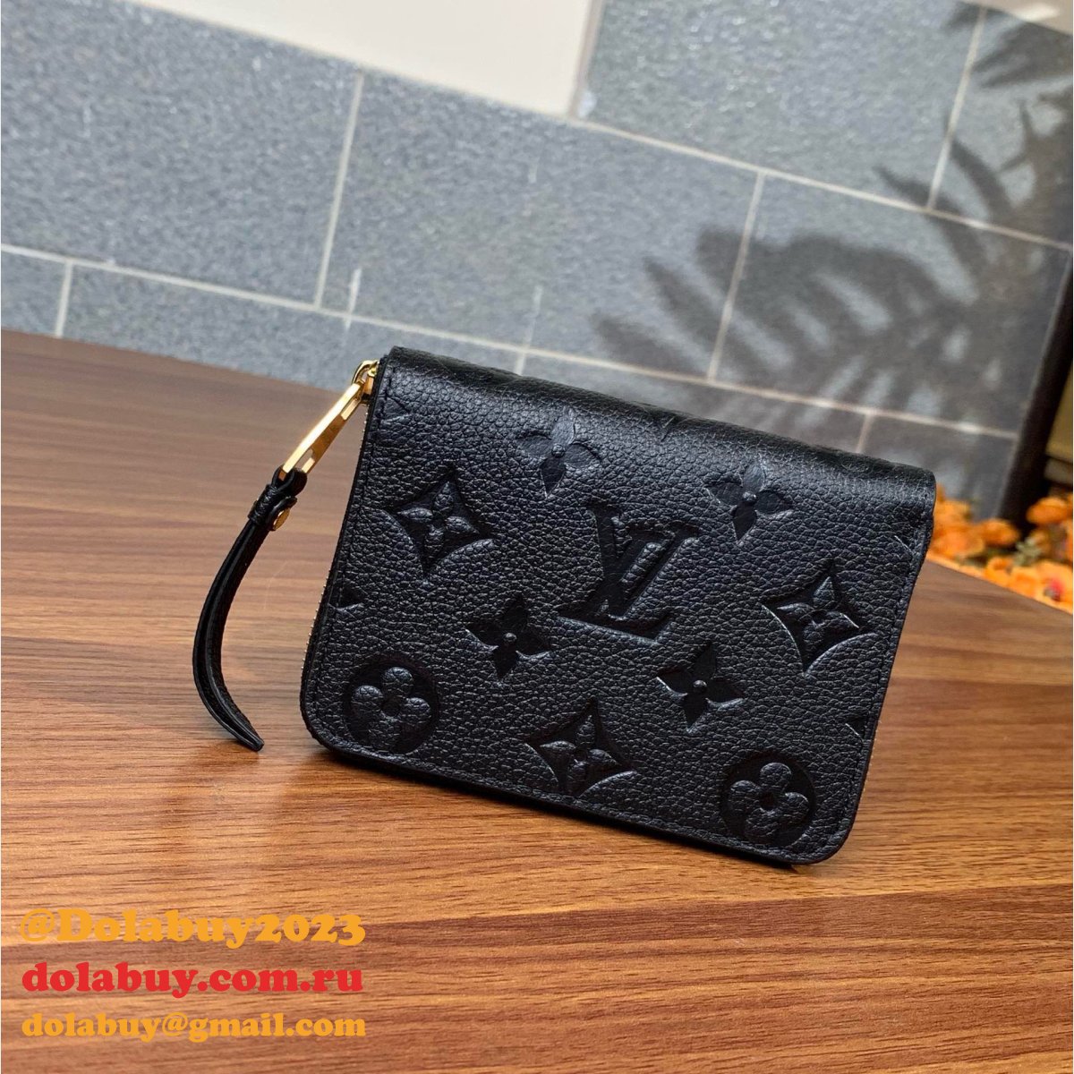 Replica Louis Vuitton M60574 Zippy Coin Purse Empreinte Leather