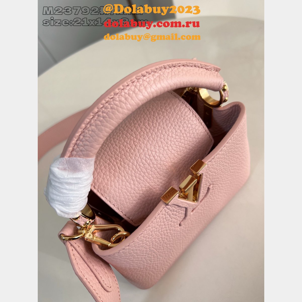 Replica Louis Vuitton Capucines BB Fashion Taurillon M23792 Bag