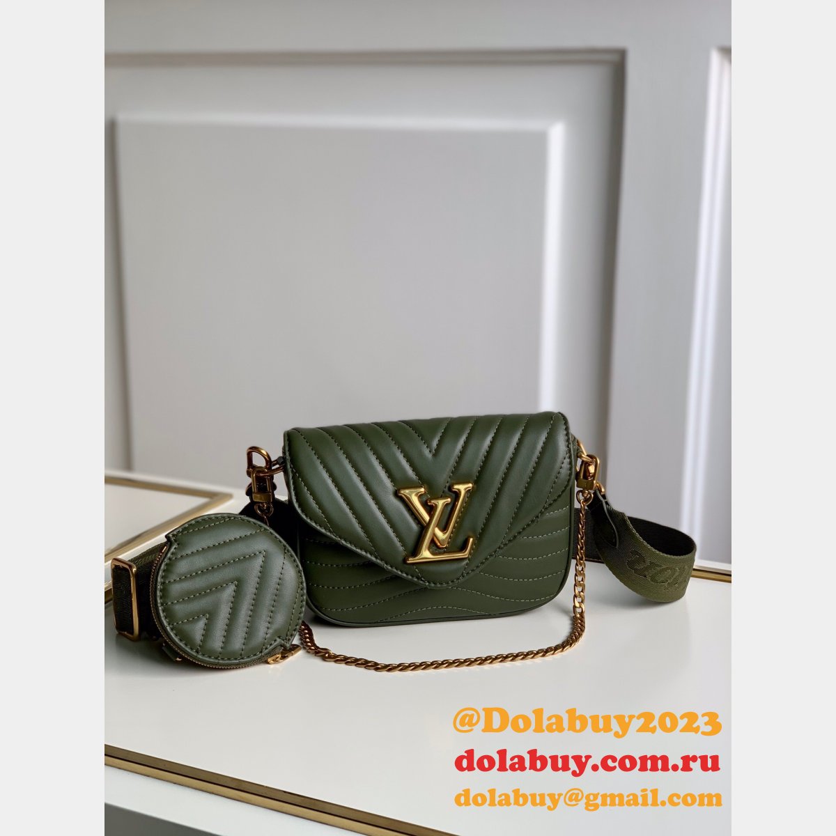 Louis Vuitton Replica M56461/M57864 New Wave Multi Pochette Leather Crossbody