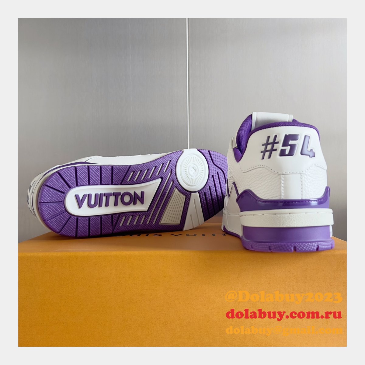 Top Quality LV Knockoff Shoes Trainer Sneaker Wholesale