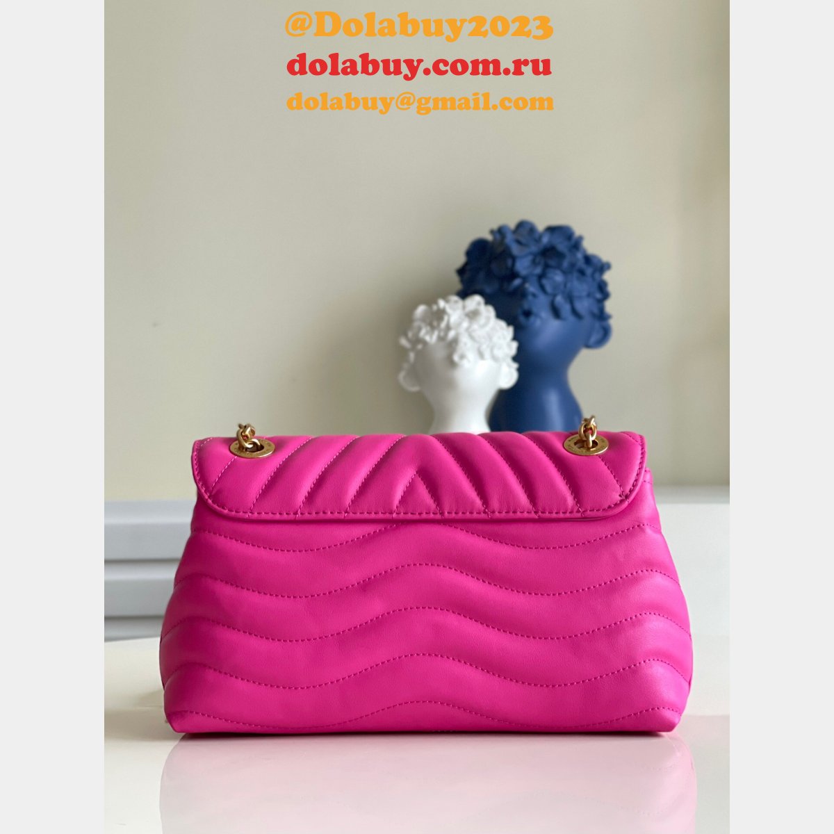 Wholesale Louis Vuitton LV New Wave Chain H24 M58552/M58553/M58550/M58664/M58549 Bag