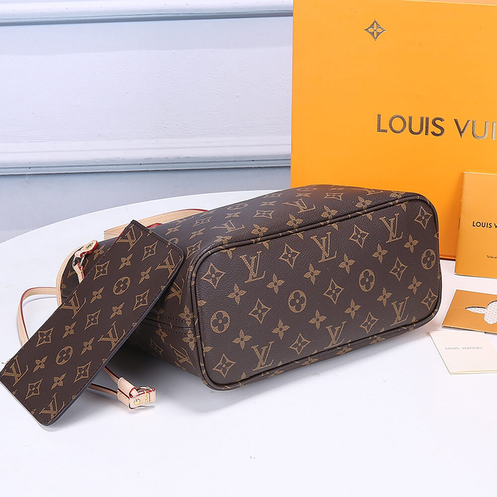 l**is V*t*n neverfull pm